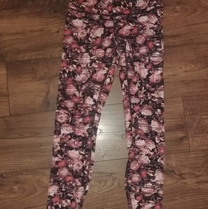 Lululemon Floral Leggings Size 4 (No Tag)